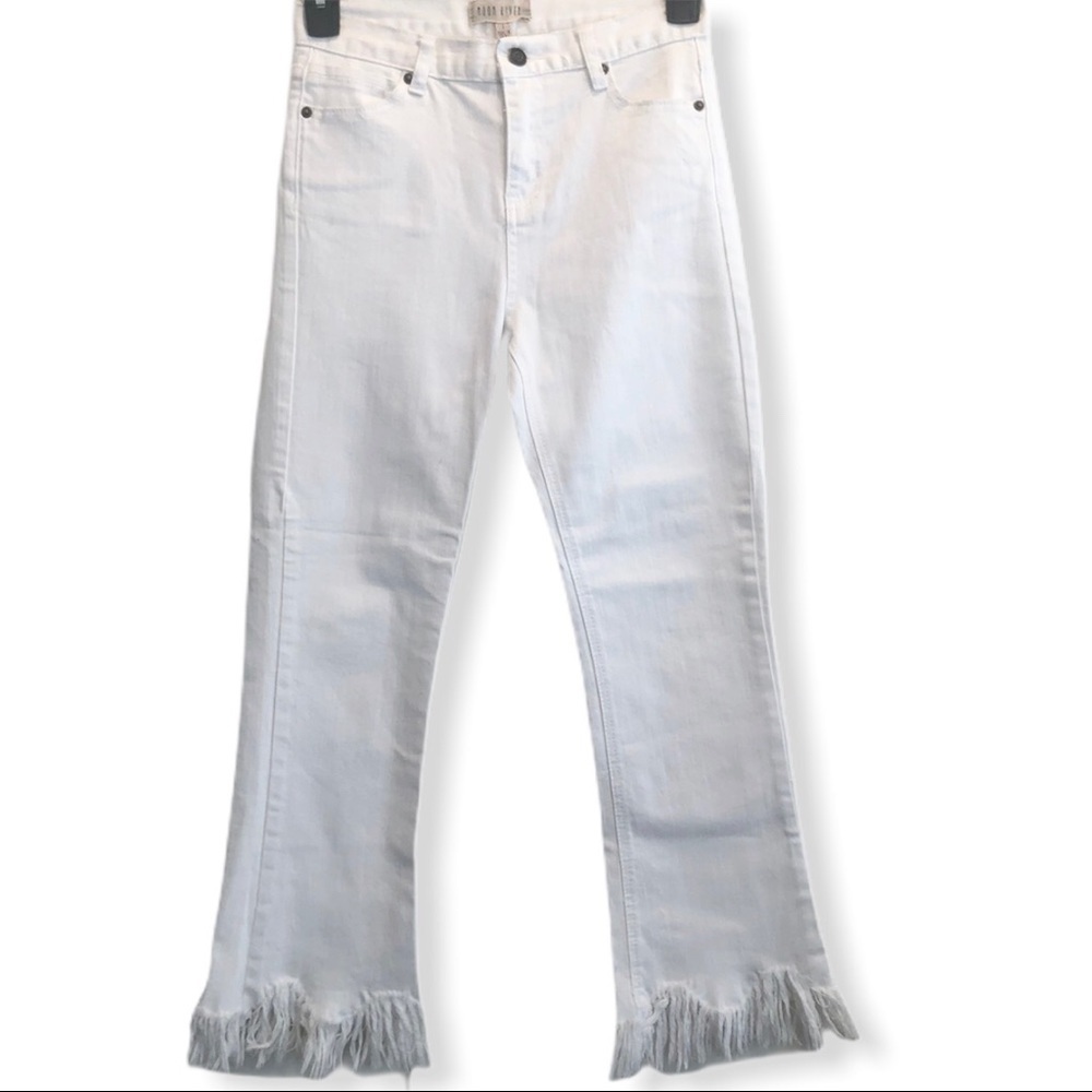 MOON RIVER High Rise Frayed Cropped Jeans - Picture 2 of 6